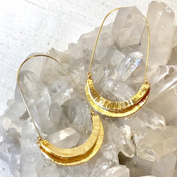 ✨ Kylie Gold Hoop Earrings✨